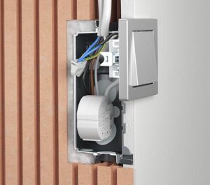 Ugradna dozna za elektroniku, sa pregradom, nizajuća, zaptivena