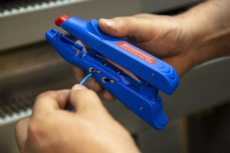 Komplet alata Electrical Installation Set 1 3 komlet alata za skidanje izolacije presovanje hilzni