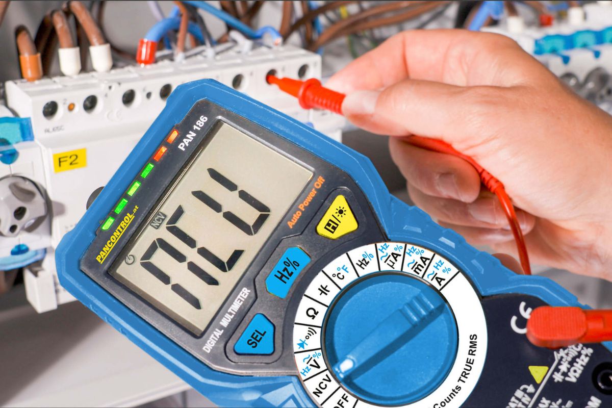 Multimetar PAN 186 3 unimer, ispitivač napona, merenje napona