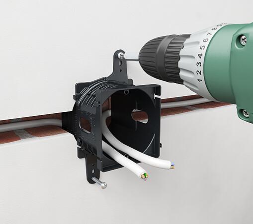 Cevasta spojnica 9060-88 22 id montage 07 adapterbefestigung